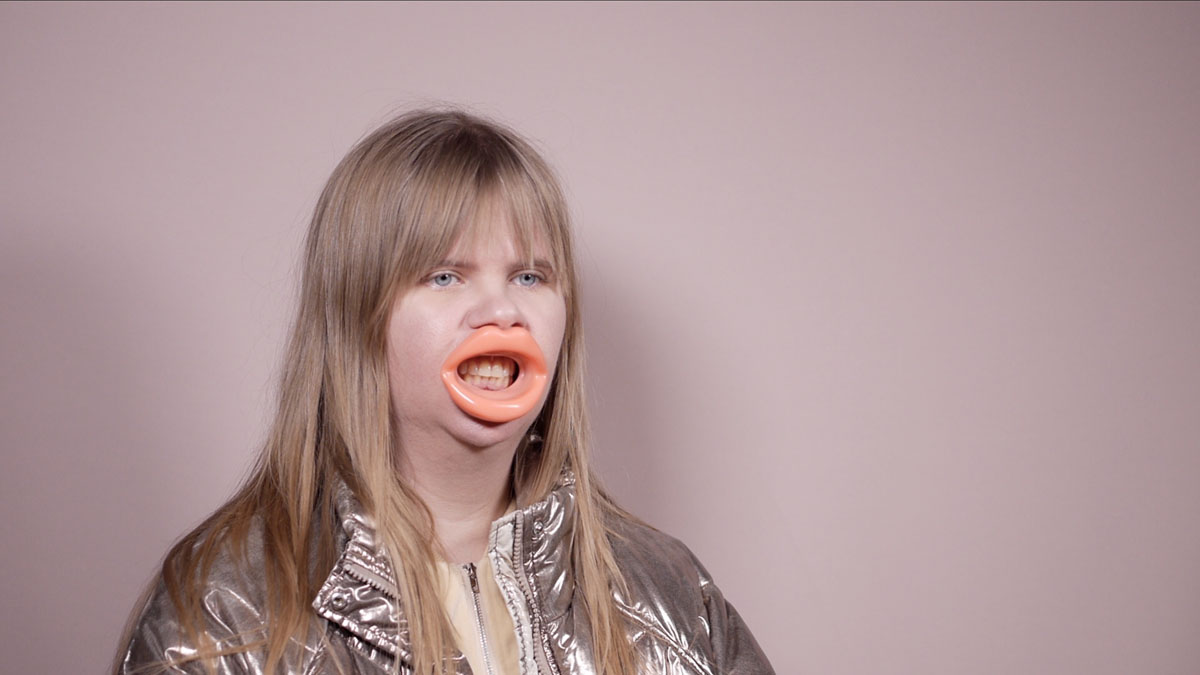 Bridget Moser, My Crops Are Dying But My Body Persists (video still), 2020.